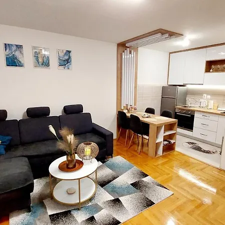Apartman S&l Stan Na Dan Sarajevo, Istocno Sarajevo,
